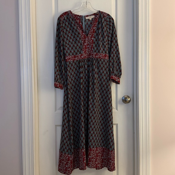 Long sleeve patterned midi dress - Picture 1 of 3